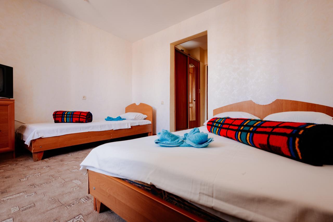 Solnechnaya Hotel Zatoka Buitenkant foto