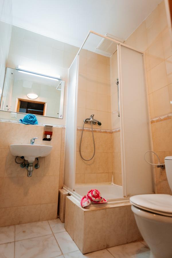Solnechnaya Hotel Zatoka Buitenkant foto