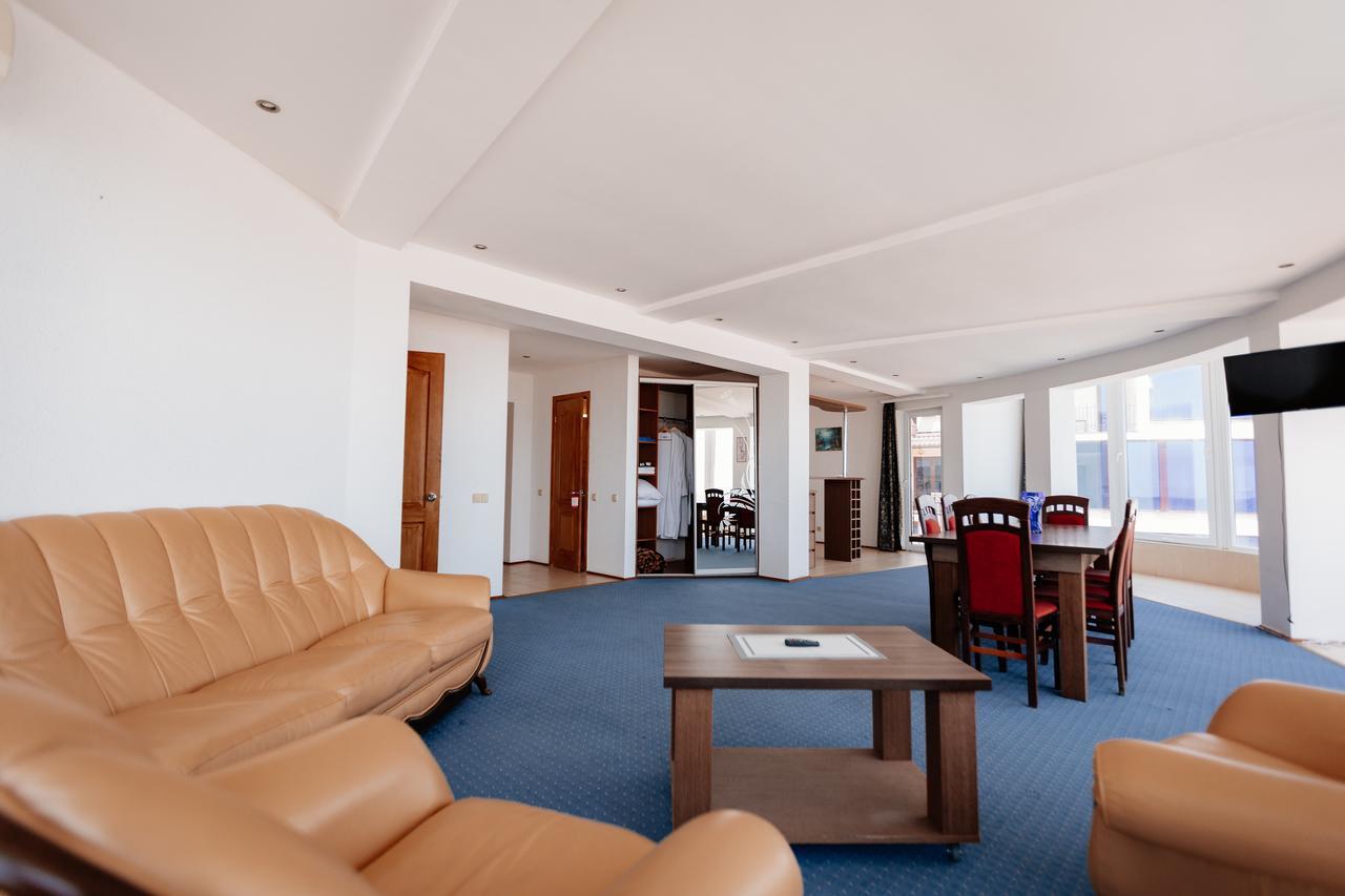Solnechnaya Hotel Zatoka Buitenkant foto