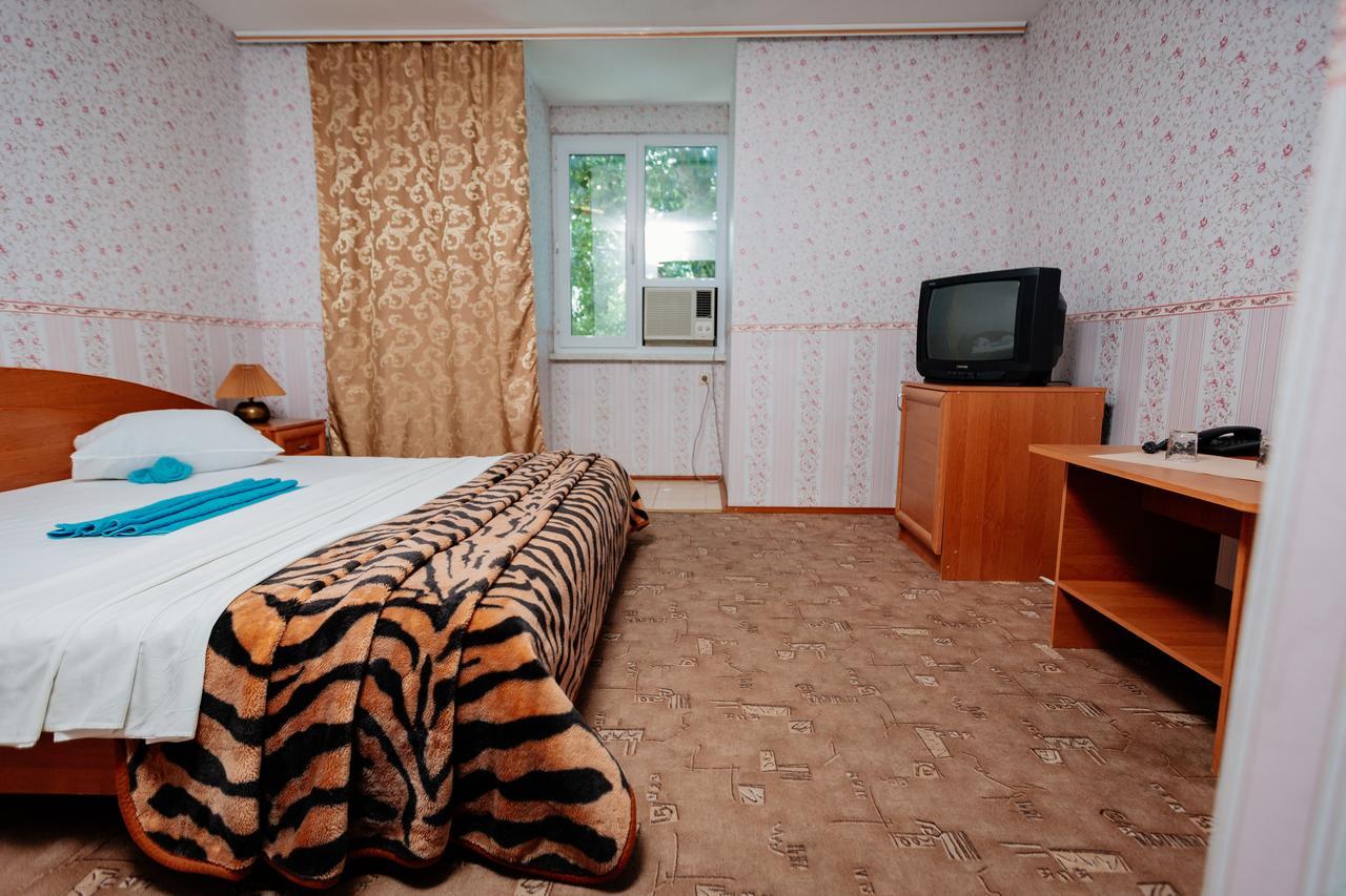 Solnechnaya Hotel Zatoka Buitenkant foto