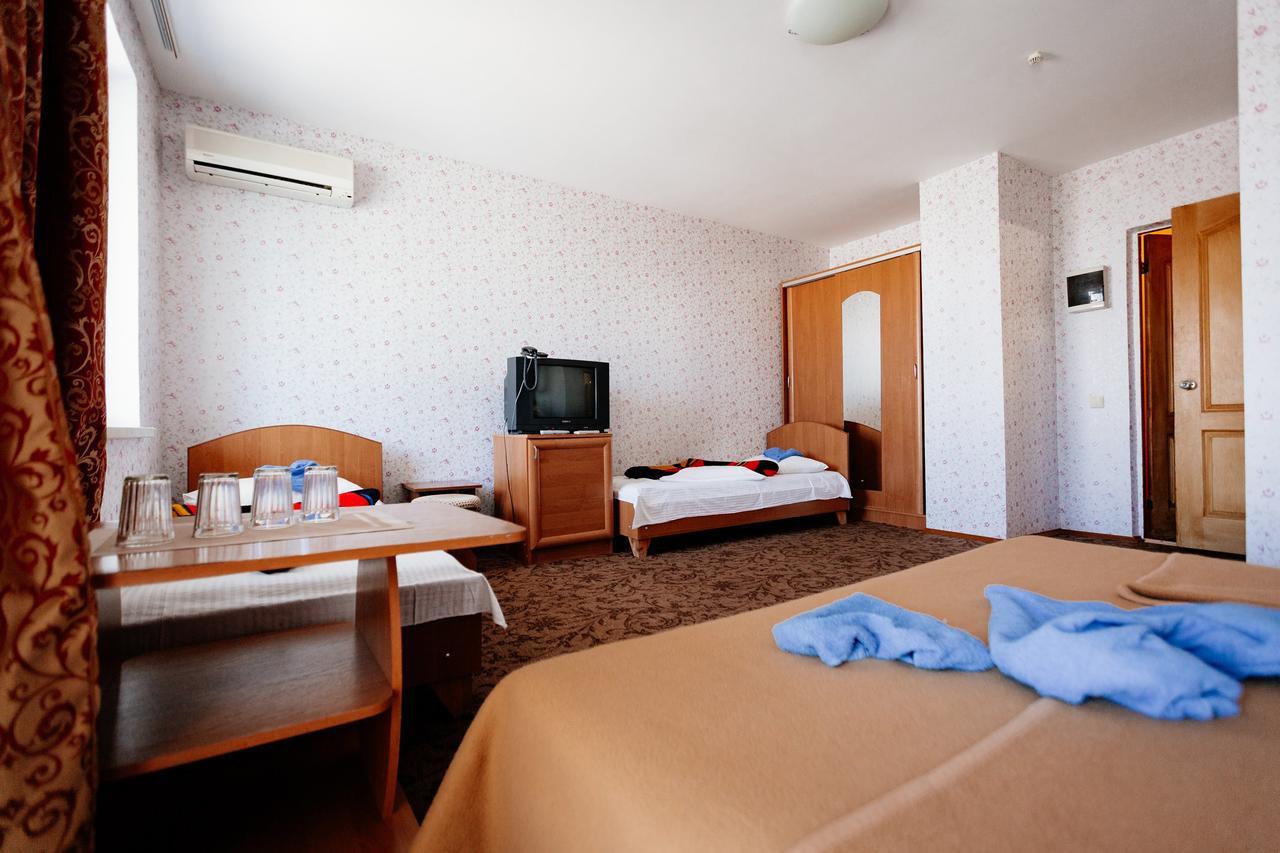 Solnechnaya Hotel Zatoka Buitenkant foto